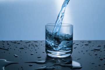 6 apps que te lembram a beber água